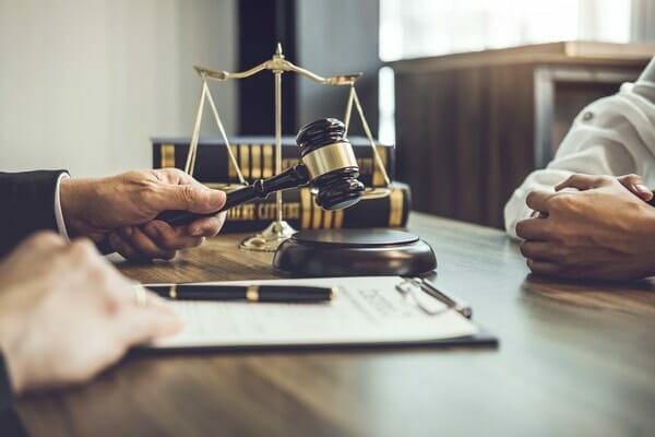 The Importance of Hiring a Personal Injury Lawyer